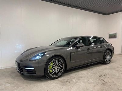 Agate grey metallic Begagnad 2018 Porsche Panamera Sport Turismo Kombi | 579 000 kr