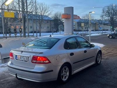 Light gray metallic Begagnad 2004 Saab 9-3 Linear | 17 500 kr