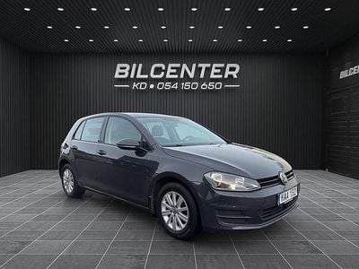 Mörkgrå (grå) Begagnad 2015 VW Golf VII Halvkombi | 89 900 kr (Marknadspris)