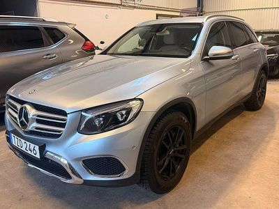 Begagnad Mercedes GLC250 Luxury 204 HK (150 kW) 2016 Silver SUV