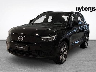 Svart Begagnad 2023 Volvo XC40 Core SUV | 329 000 kr