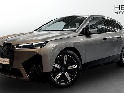 Grå Begagnad 2023 BMW iX Comfort Edition SUV | 568 700 kr (Lite dyr)