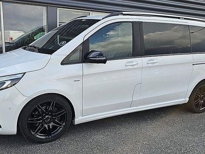 Vit Begagnad 2018 Mercedes V250 Avantgarde Minibuss | 449 000 kr (Lite dyr)