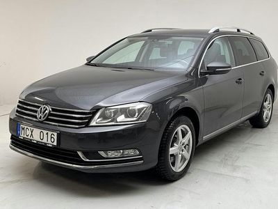 Mörkgrå Begagnad 2012 VW Passat Sport Kombi | 64 500 kr (Lite dyr)