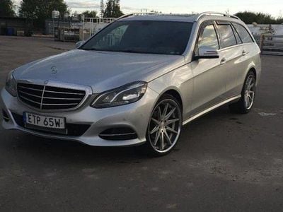 Mercedes E220