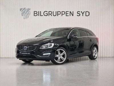 Svart Begagnad 2016 Volvo V60 Summum Kombi | 139 900 kr (Marknadspris)