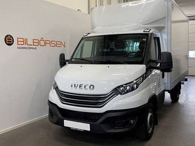 Vit Begagnad 2023 Iveco Daily Van | 689 375 kr