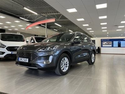 Grå/silver Begagnad 2022 Ford Kuga Titanium SUV | 244 800 kr (Marknadspris)