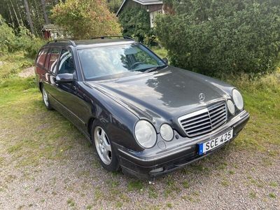 Mercedes E240