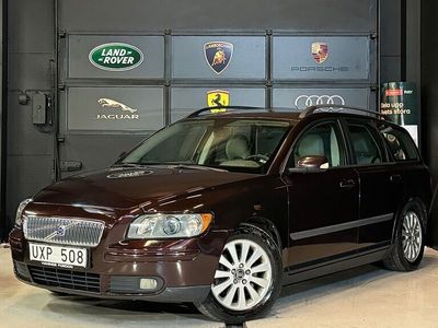 begagnad Volvo V50 2.4 / Låga Miltal / Xenon / Besiktigad / FYND