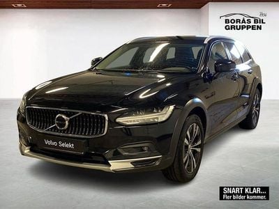 Svart Begagnad 2022 Volvo V90 CC Kombi | 409 000 kr (Lite dyr)