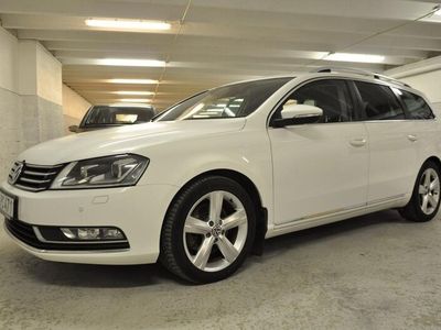 Vit Begagnad 2011 VW Passat Sport Kombi | 123 000 kr