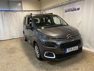 Begagnad Citroën Berlingo PureTech 111 HK (81 kW) 2018 Grå Minibuss
