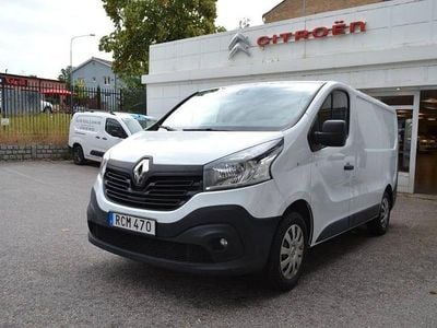 Vit Begagnad 2016 Renault Trafic Minibuss | 145 000 kr (Lite dyr)