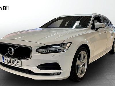 Begagnad Volvo V90 Momentum 190 HK (139 kW) 2018 Vit Kombi