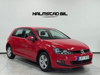 Röd Begagnad 2013 VW Golf VII Halvkombi | 89 500 kr (Marknadspris)