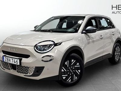 Grå (grey) Ny 2025 Fiat 600 Lounge SUV | 307 800 kr