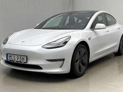 Vit Begagnad 2019 Tesla Model 3 Sedan | 224 800 kr (Bra pris)