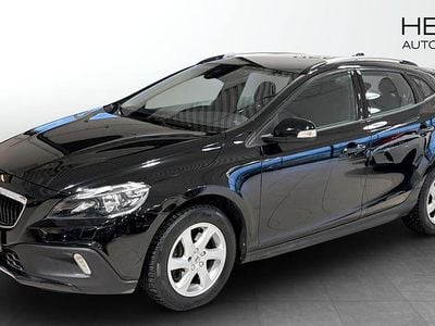 Begagnad 2018 Volvo V40 Halvkombi | 169 900 kr (Marknadspris)