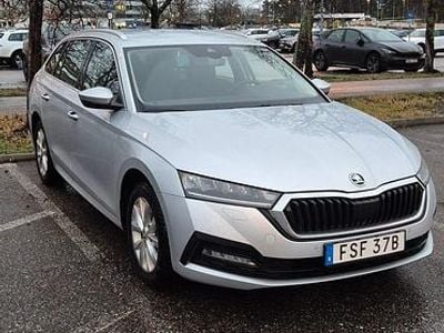 Begagnad 2021 Skoda Octavia Kombi | 229 000 kr (Marknadspris)