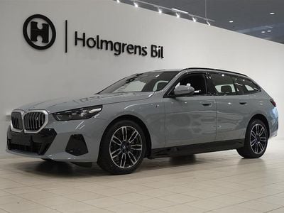 Begagnad BMW i5 Efficient Dynamics 250 kW (340 HK) 2024 Grå/silver Sedan
