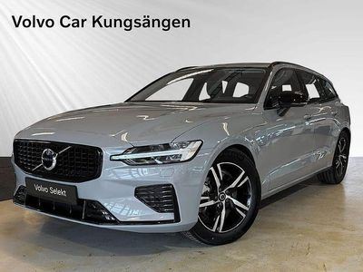 Begagnad Volvo V60 Plus 355 HK (261 kW) 2025 Grå Kombi