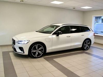 Vit Begagnad 2021 Volvo V60 R-Design Kombi | 349 900 kr