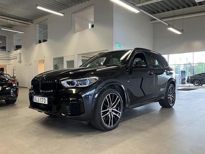 Svart Begagnad 2022 BMW X5 Comfort Edition SUV | 959 800 kr