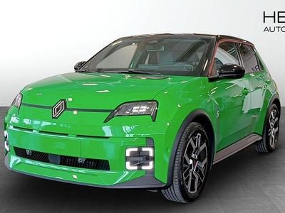 Grön (green) Ny 2025 Renault R5 Techno Halvkombi | 425 700 kr (Lite dyr)