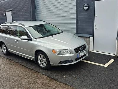 Begagnad 2009 Volvo V70 Kombi | 49 000 kr (Marknadspris)