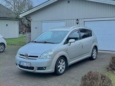 Begagnad Toyota Corolla Verso 177 HK (130 kW) 2006 Minibuss