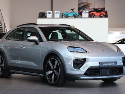Porsche Macan 4 Electric