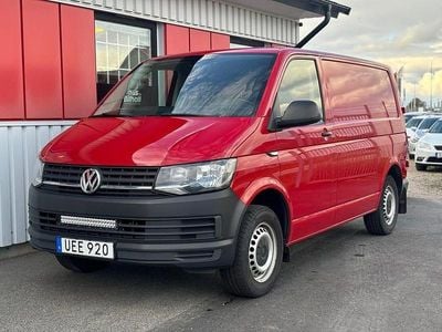 Begagnad VW T6 102 HK (75 kW) 2016 Röd Van
