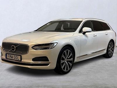 Vit Begagnad 2022 Volvo V90 Core Kombi | 349 900 kr (Marknadspris)