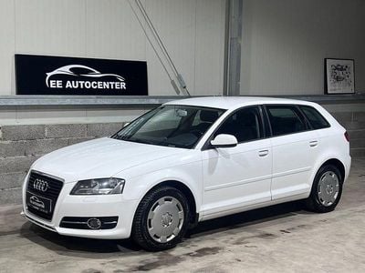 Vit Begagnad 2011 Audi A3 Sportback Attraction Halvkombi | 59 900 kr (Marknadspris)