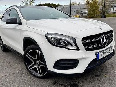 Mercedes GLA220