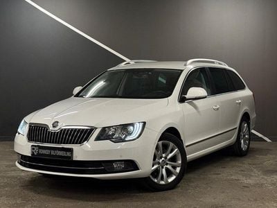 Vit Begagnad 2013 Skoda Superb Elegance Kombi | 109 900 kr (Lite dyr)