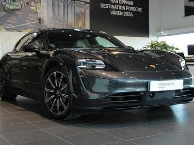 Volcano grey metallic Begagnad 2021 Porsche Taycan Cross Turismo Kombi | 749 000 kr
