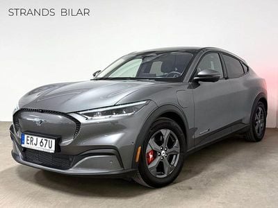 Grå Begagnad 2021 Ford Mustang Mach-E SUV | 299 000 kr (Marknadspris)