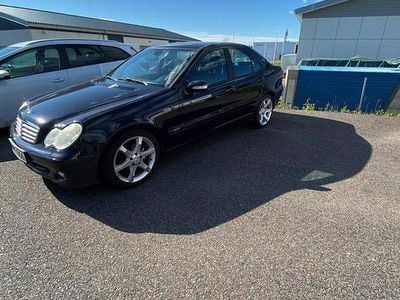 Mercedes C200