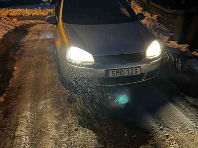 Begagnad VW Golf V 102 HK (75 kW) 2007