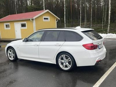 begagnad BMW 320 d xDrive Touring Steptronic M Sport Euro 6