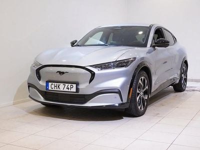 Iced blue silver metallic Begagnad 2022 Ford Mustang Mach-E Standard Range SUV | 349 800 kr (Superpris)