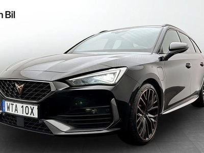 Midnight black metallic Begagnad 2023 Cupra Leon VZ1 | 269 900 kr (Marknadspris)