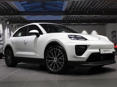 Begagnad Porsche Macan 330 kW (449 HK) 2024 Vit SUV