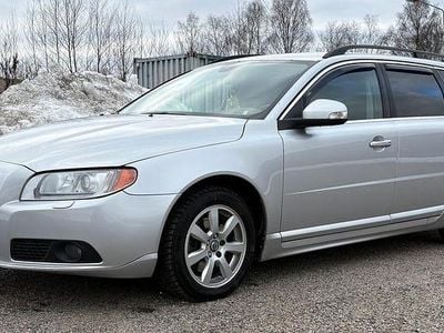 Silver Begagnad 2011 Volvo V70 Kombi | 74 500 kr (Marknadspris)