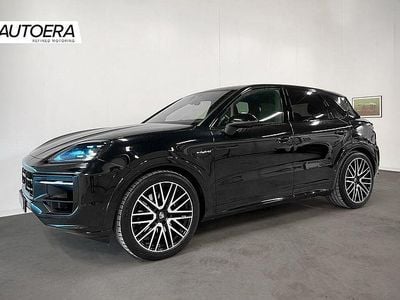 Begagnad Porsche Cayenne 471 HK (346 kW) 2024 Svart SUV