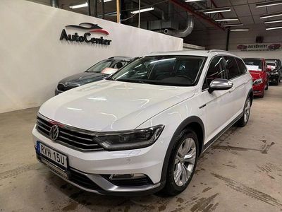 Begagnad VW Passat Alltrack Executive 190 HK (139 kW) 2019 Vit Kombi