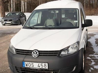 Begagnad VW Caddy 109 HK (80 kW) 2014 Minibuss