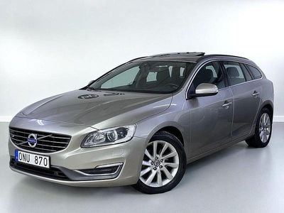 Begagnad Volvo V60 Momentum 181 HK (133 kW) 2013 Brun Kombi